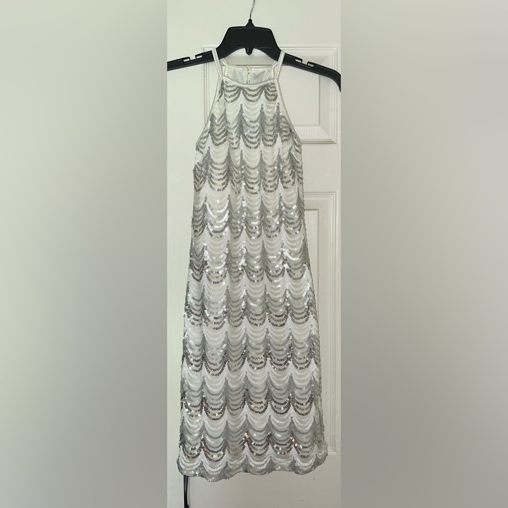 Size 3 US Crystal Doll White and Silver Sequin Bodycon Short Dress